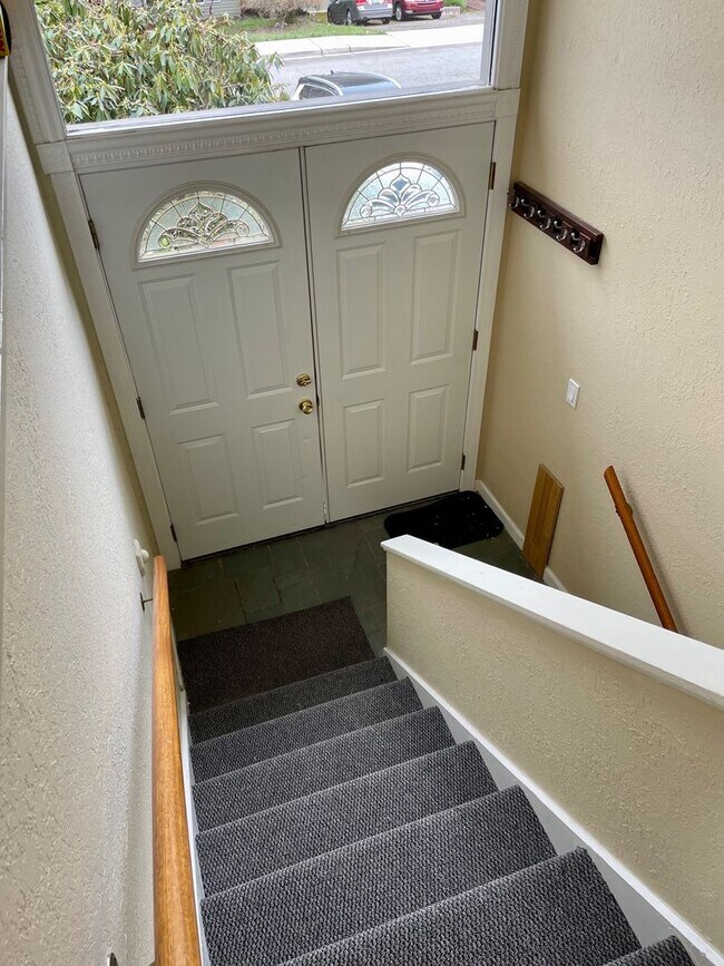 Foto del edificio - Charming 3 Bed 2.5 Bath Home in Newcastle