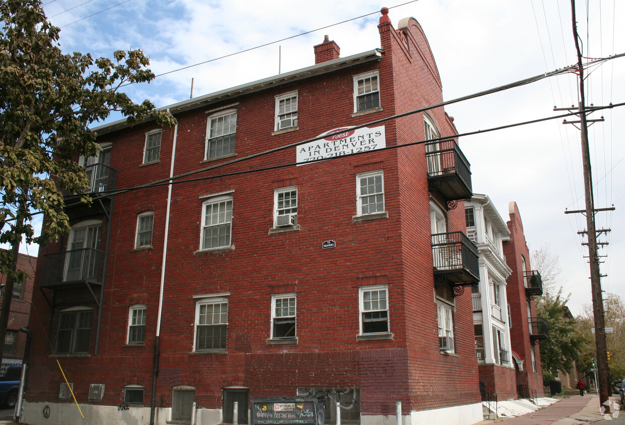 Primary Photo - Roanoke Apartments