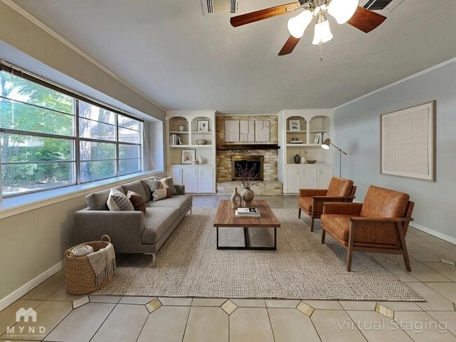 Foto del edificio - 15110 Gladebrook Dr