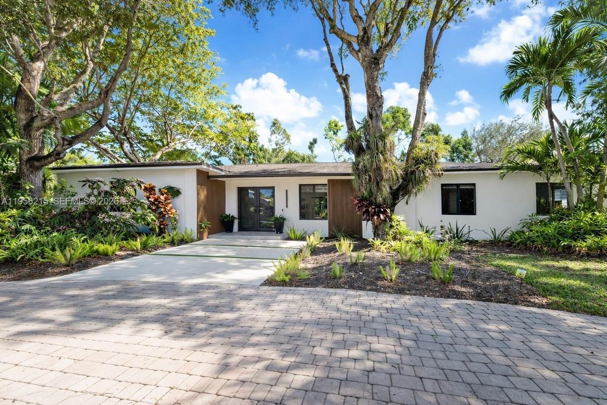 Building Photo - 17203 SW 78th Pl