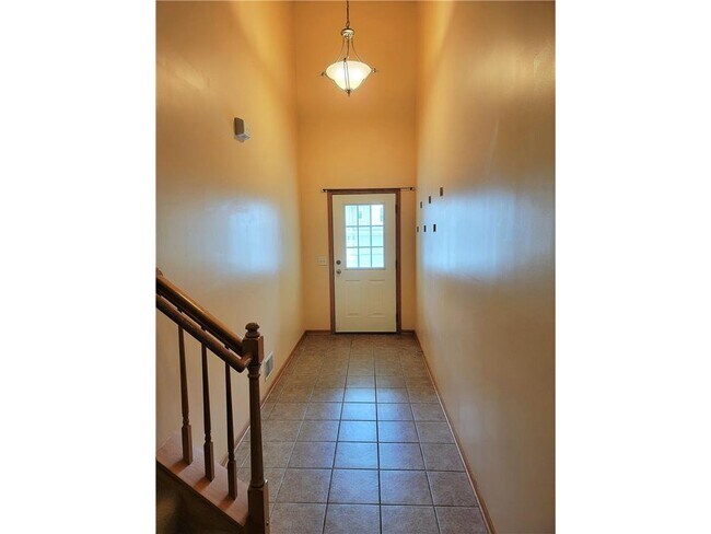 Foto del edificio - 5055 Fountain Ln N