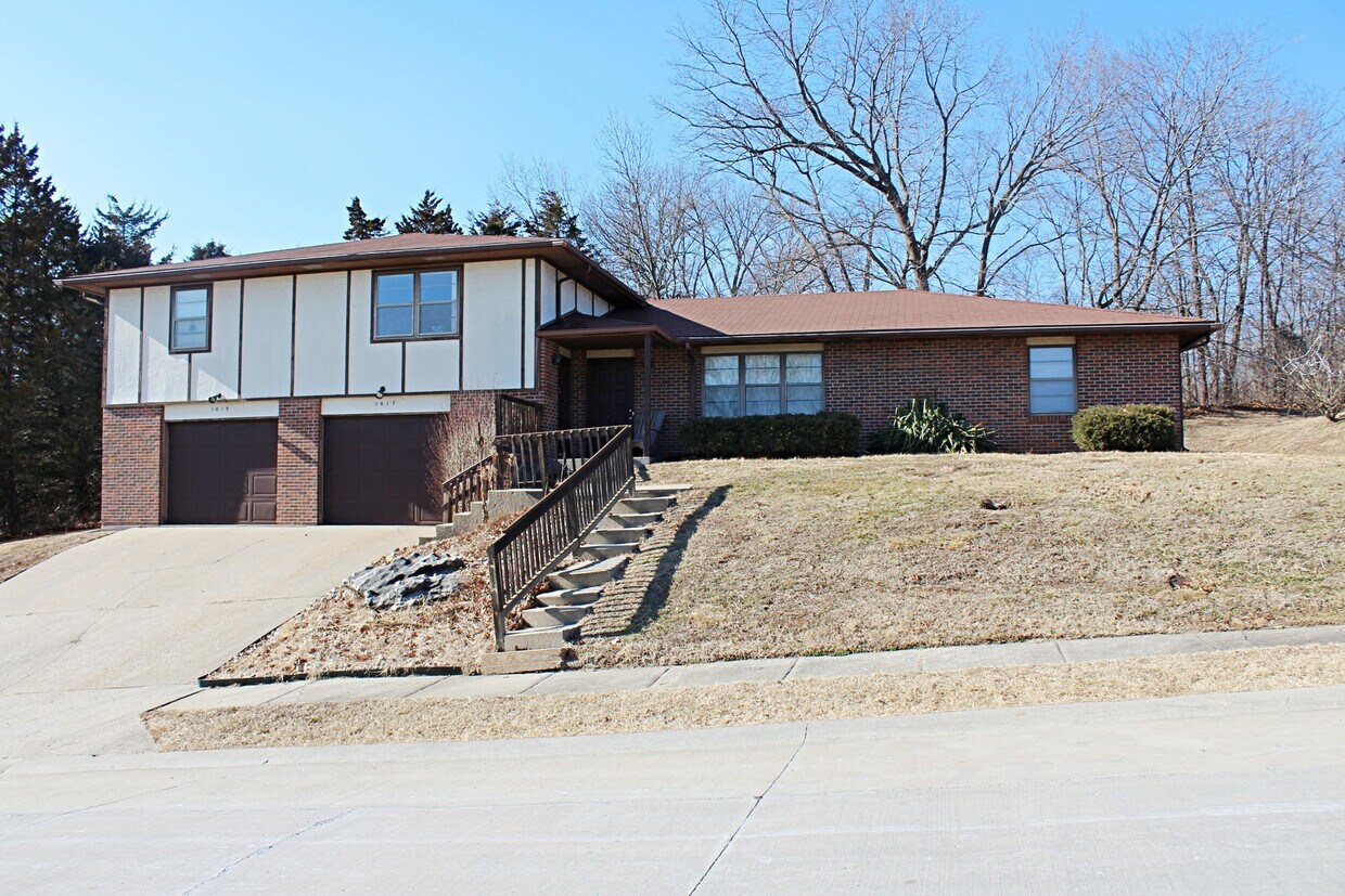 Foto principal - 1600-1602 Handley Place