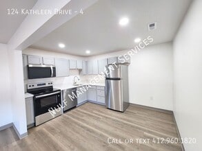 Building Photo - 124 Kathleen Dr