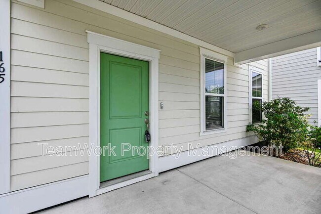 Photo - 165 Rowans Creek Dr House