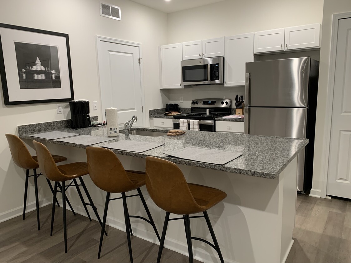 Foto principal - Towne Center Apartments