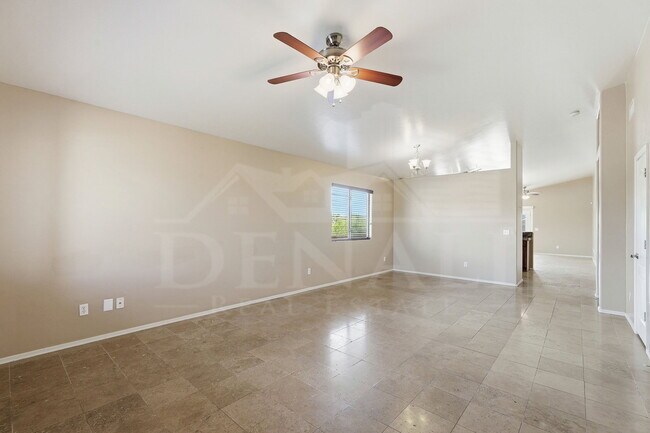 Foto del edificio - 2339 W Dillon Rd