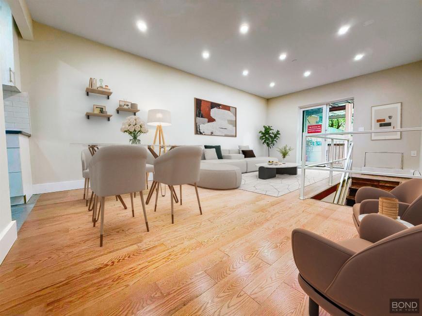 Foto principal - 3 bedroom in NEW YORK NY 10009