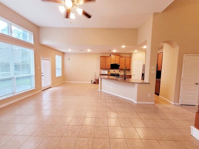 Building Photo - 22219 Weller Oaks Dr