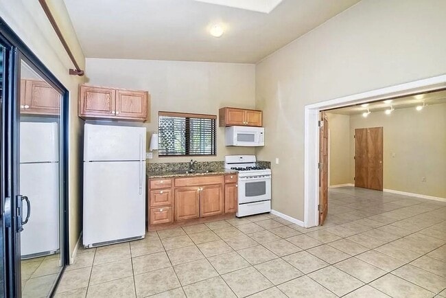 Building Photo - Cozy 1 bedroom in Encinitas!