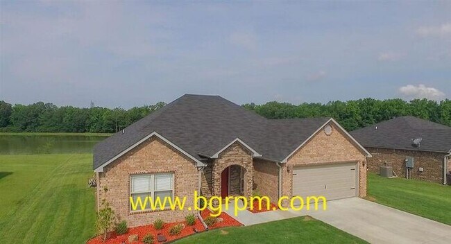 Foto del edificio - 4 Bd, 2 Ba, Home in Cabot