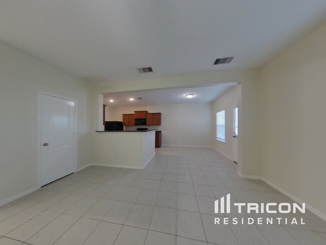 Building Photo - 640 Totem Trail Dr