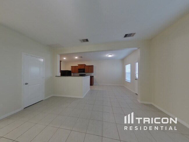 Foto del edificio - 640 Totem Trail Dr