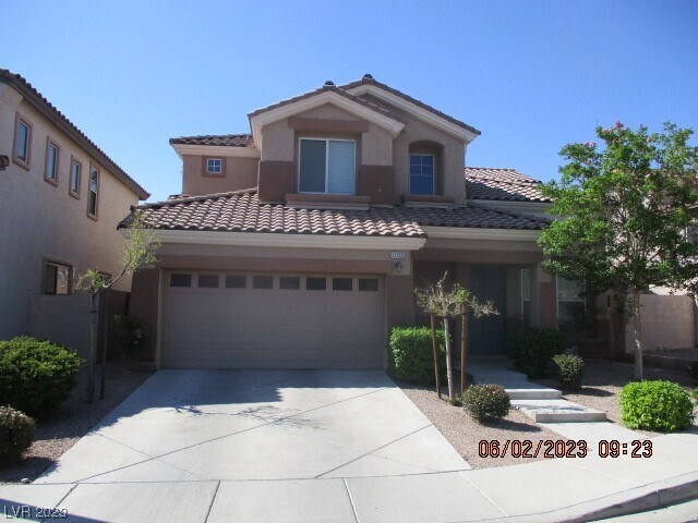 Primary Photo - 11765 Via Esperanza St