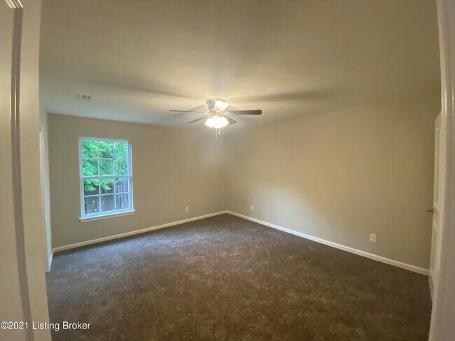 Foto del edificio - 8217 Arbor Meadow Way