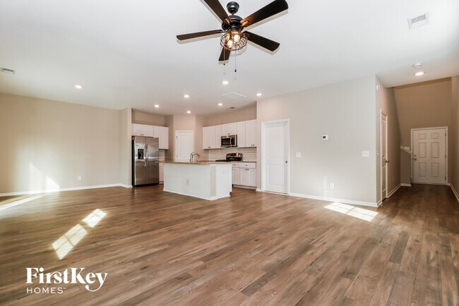 Building Photo - 569 Merrywood Dr