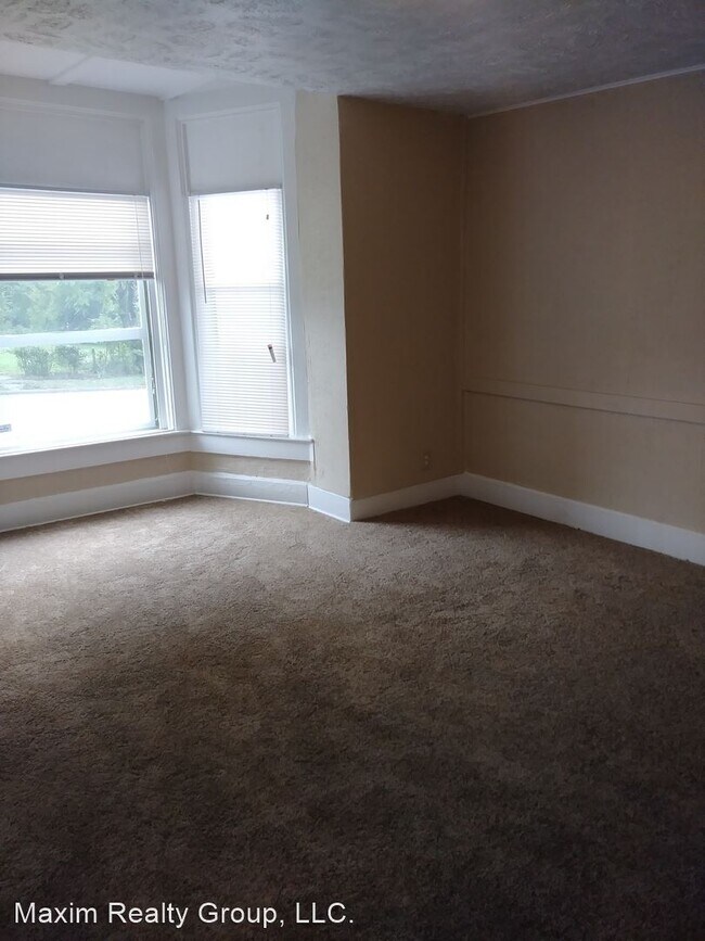 Foto del edificio - 4 br, 1.5 bath House - 2885 BINNEY ST