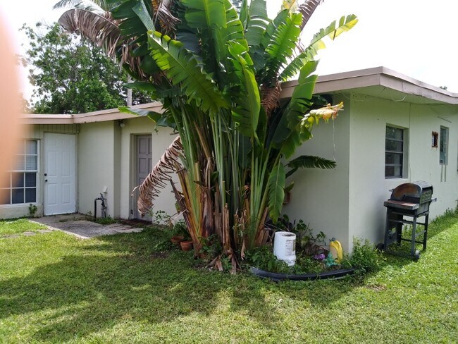 Photo - 18750 Lenair Dr House