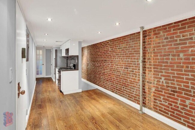 Foto del edificio - 4 bedroom in NEW YORK NY 10009