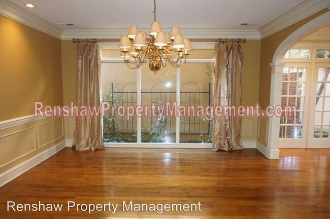 Building Photo - 953 E Riverwalk Dr