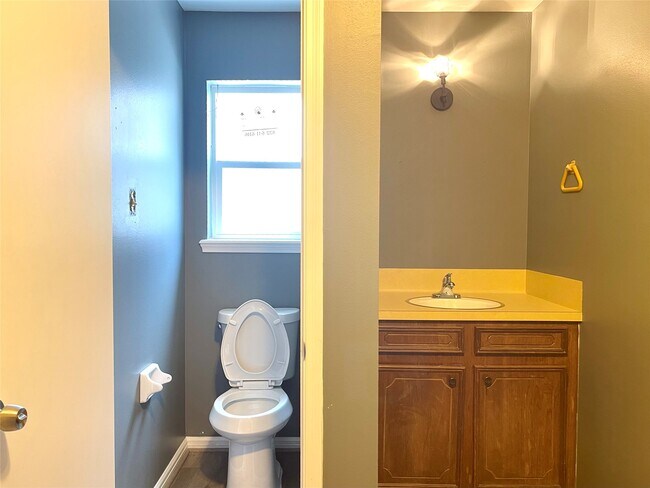 Foto del edificio - 9626 Hearthwood Dr