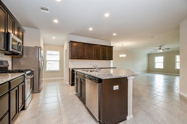 Foto del edificio - 3927 McDonough Way