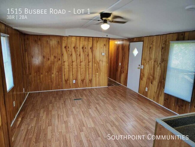 Foto del edificio - 1515 Busbee Rd