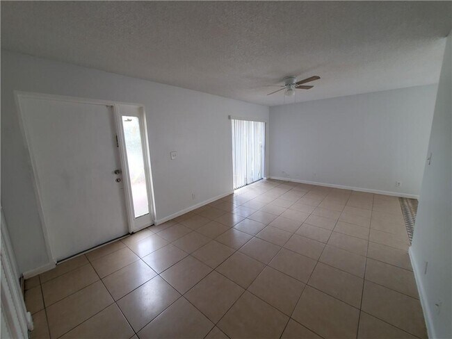Building Photo - 2220 NW 59th Way