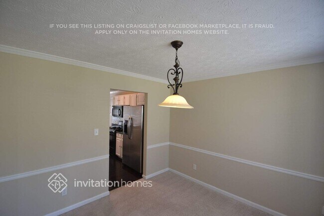 Foto del edificio - 1595 Versailles Dr