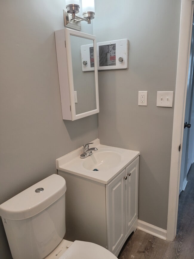 Building Photo - Station Court Apartments