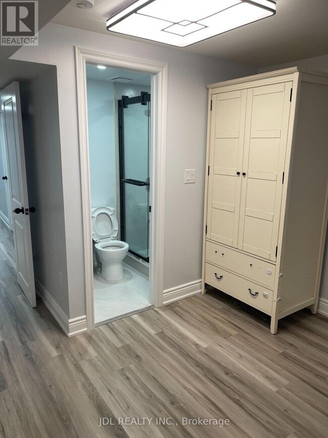 Building Photo - 30 Lavron Ct