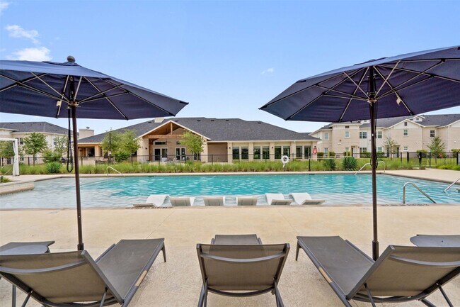 Building Photo - 1101 Halsey Dr