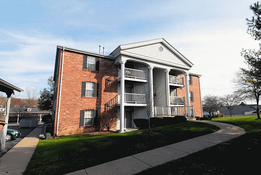 7410 Triwoods Dr, St. Louis, MO 63119 Condo for Rent in St. Louis, MO