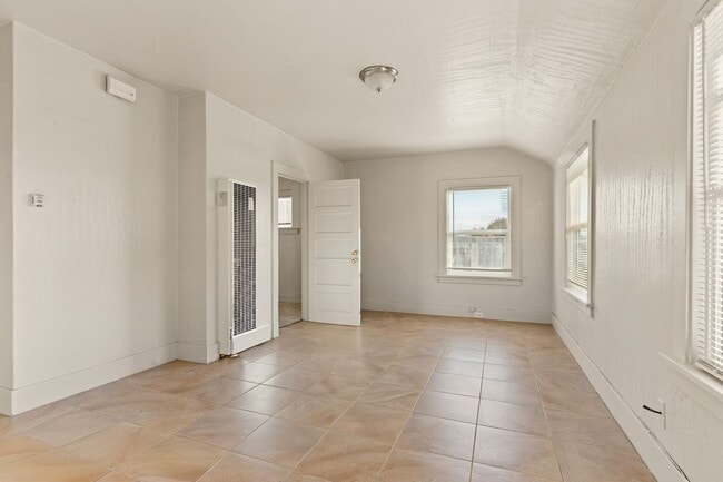 Photo - Utilities Included! Bright 2nd Floor Studio in Mosswood Vintage Building Apartment