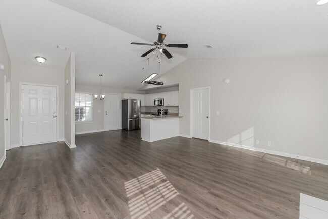 Foto del edificio - 7409 E Winchester Dr