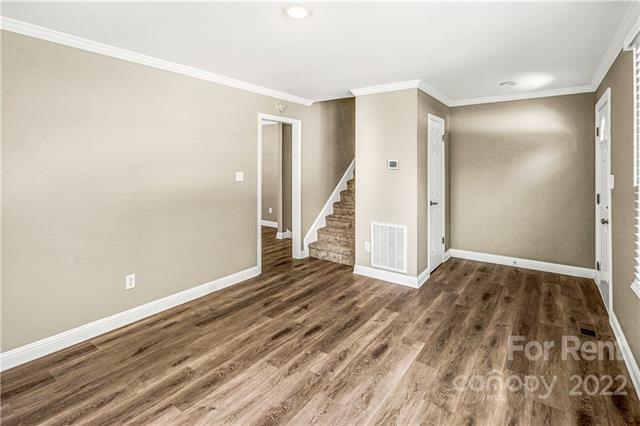 Foto del edificio - 4413 Coachwood Ln