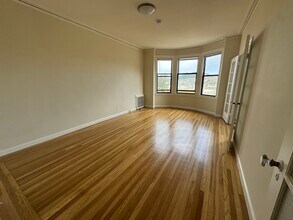 Building Photo - 251 Parnassus Ave