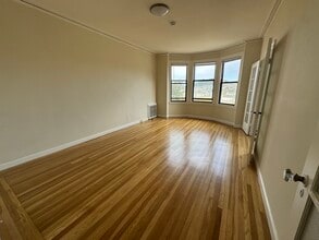 Building Photo - 251 Parnassus Ave