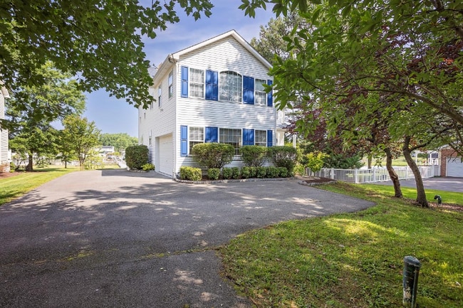 Building Photo - 2613 Cecil Dr Building Photo - 2613 Cecil Dr