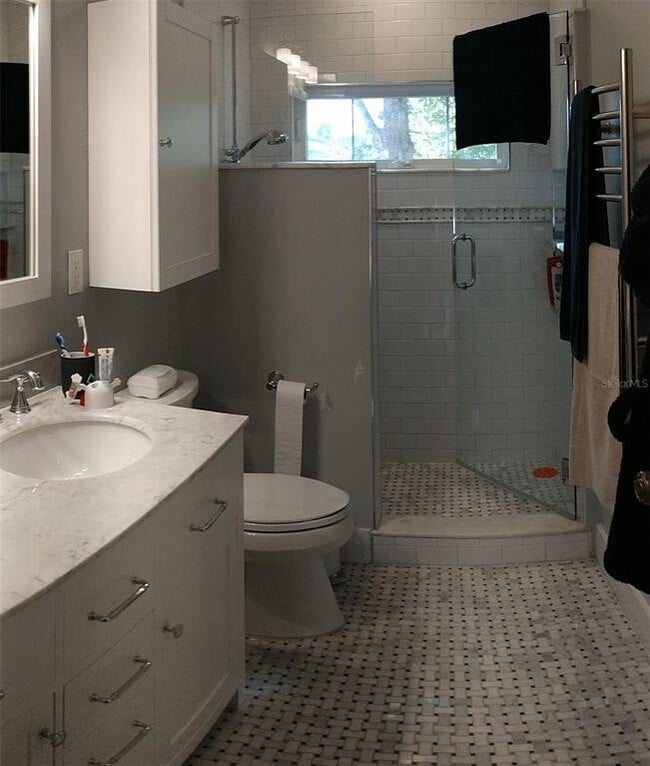 Building Photo - 515 Wilkie St