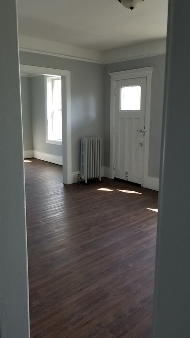 Primary Photo - 675 W Willis St