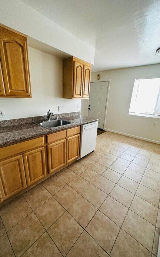 Foto principal - 3409 66th Ave