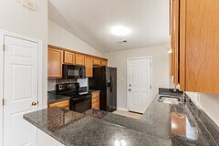 Foto del edificio - Beautiful ranch style home 3bed 2 bath wit...