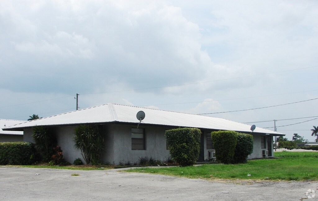 Building Photo - 314 NW Garden Pl