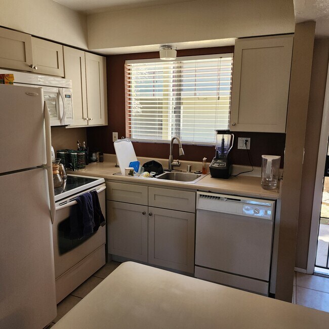 Foto del edificio - 4620 N 68th St