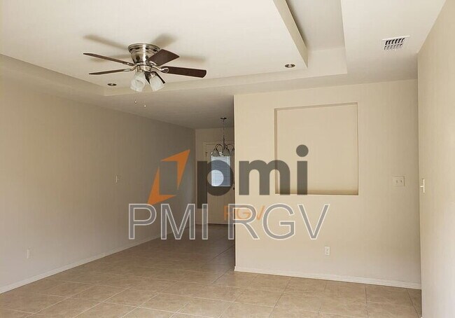 Building Photo - 2120 Taxco Ct