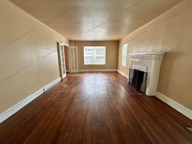 Building Photo - 1008 S 23rd St
