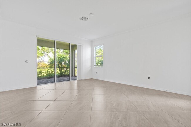 Foto del edificio - 4288 Lemongrass Dr