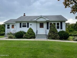 Building Photo - 60 Bloomingrove Dr