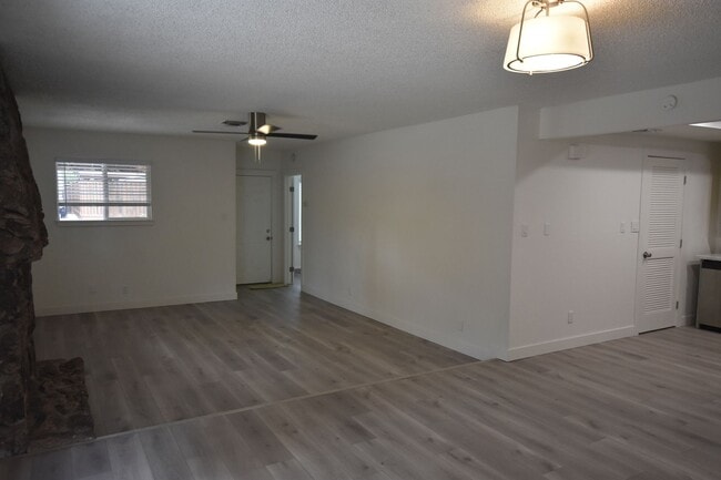 Building Photo - 7597 Orange Dr