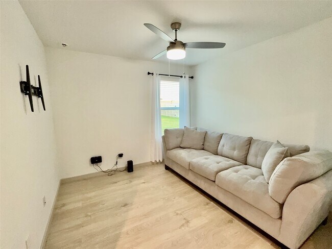 Building Photo - 4251 Big Frk Ct